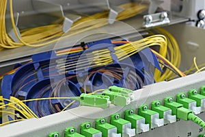 Optic fiber cable and splicing the fibers on spice tray