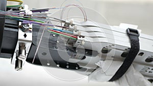 Optical fiber clutch