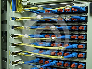 Optical fiber patch panel