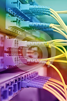 Optical network cables and servers