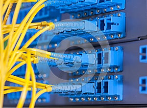 Optical network cables and servers