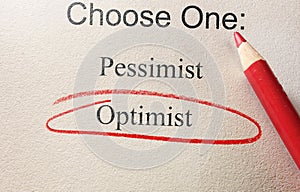 Optimist red circle