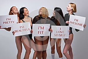 optimistic young models of different body size for bodypositive