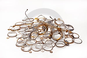 Optometric Devices And Lenses