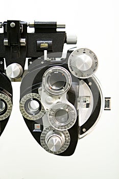 Optometric equipment