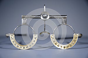 Optometrist's trial frame