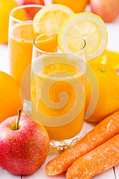 Orange, apple and carrots smoothie