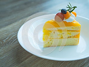 Orange cake with topping mix fruit