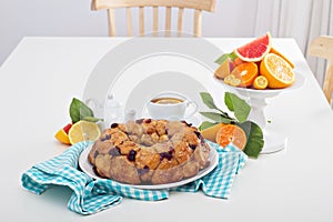 Orange and cranberry monkey bread