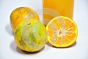Orange sliced hemp, useful to the body, eat oranges to nourish and health.