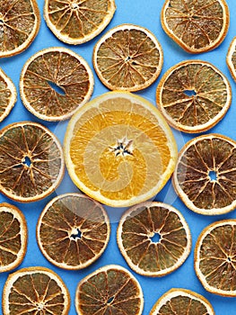 Orange slide and dehydrated orange