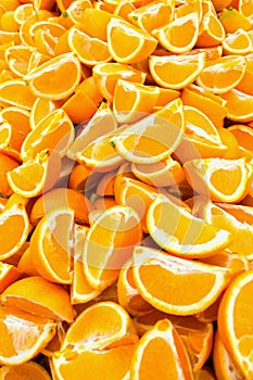 Oranges cut into pieces, with skin and pulp