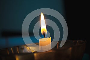 Ordinary candle light