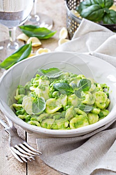 Orecchiette pasta with peas