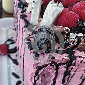 Oreo, rasberry, Icing cake
