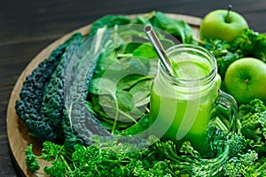 Organic Green Juice with Leafy Green Vegetables