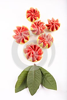 Organic guava slices
