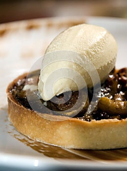 Organic pecan and fig tart