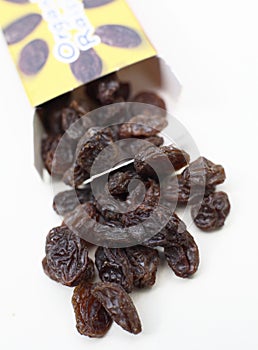 Organic raisins