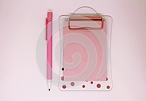 Organizer, sheets for notes, diary for planning, memo and pencil.