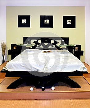 Oriental bed