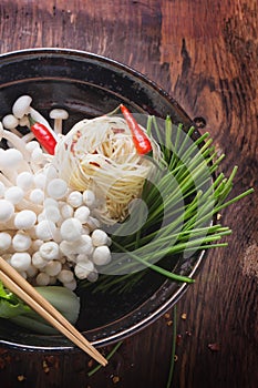 Oriental lunch preparation