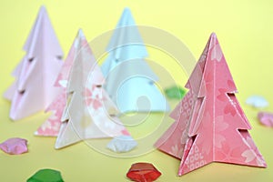 Origami Christmas tree, paper folding