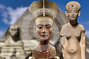 The original bust and a statue of the famous Egyptian queen Nefertiti