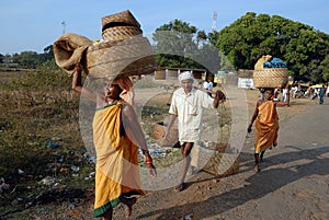 Orissa's tribal people at weekly market