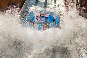 Big Splash in Infinty Falls attraction at Seaworld 19