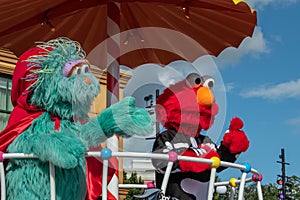 Rosita and Elmo in Sesame Street Party Parade at Seaworld 2