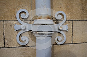 Ornamental cast iron downpipe