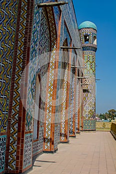 Ornamental mosaic decoration in Middle Asia historical architecture