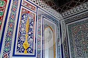 Ornamental mosaic decoration in Middle Asia historical architecture