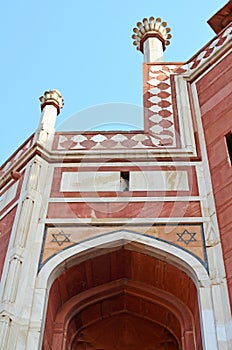 Ornate Towers, Archway and Walls at Humayun\'s Tomb, New Delhi, India