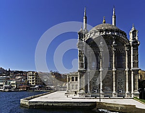 Ortakoy Camii