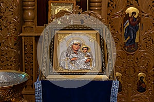 Ortodosso icona da vergine sul Chiesa pulpito 