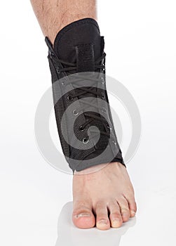 Orthopedic ankle brace