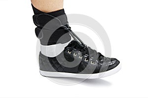 Orthopedic Ankle Brace for sagging foot. Medical Ankle Bandage. Support Strap Adjustable Wrap Bandage Brace foot Pain Relief Sport