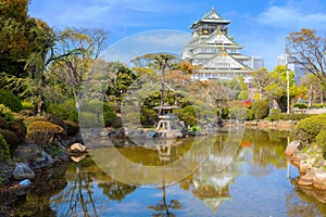 Osaka Castle dates back to 1583, it\'s one of Osaka\'s most popular hanami spots during the cherry