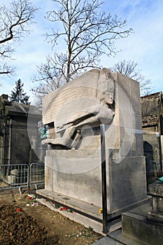 Oscar Wilde grave. photo