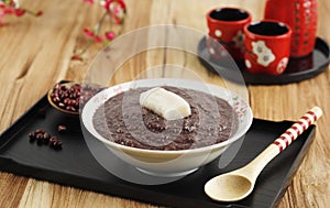 Oshiruko Zenzai, Sweet Japanese Red Bean Soup with Mochi