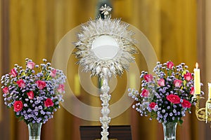 Ostensorial adoration in the catholic church