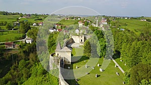 OstroÅ¾ac Castle