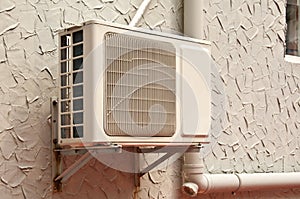 Outdoor air conditioning compressor unit