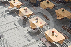 Outdoor Restaurant Tables