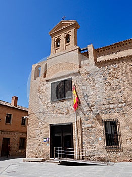 Outdoor view of Transito synagogue housing Sefardi museum in Jewish quarter of Toledo, Castile La Mancha, Spain. photo