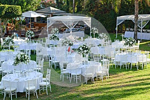 Outdoor wedding reception. Wedding decorations photo