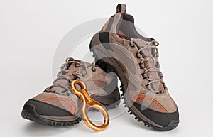 Outdoors shoes for man for hiking, climbing and figure eight descender