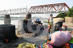 Outdoors washer workshop  in Agra, India